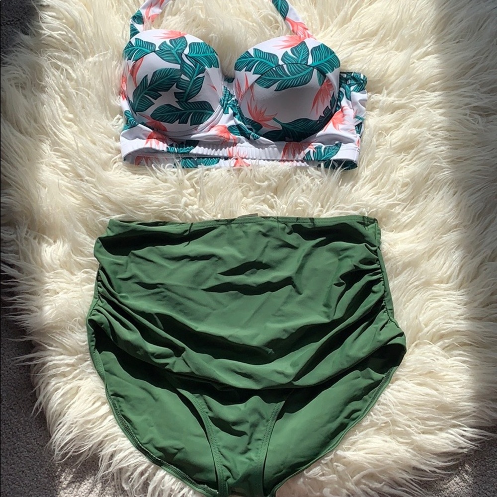 NWOT Retro high waste swim suit
